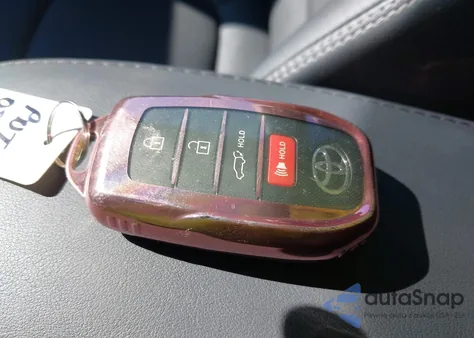 2023 Toyota Corolla Cross Xle из США, поврежденный, VIN 7MUDAAAG2PV069365